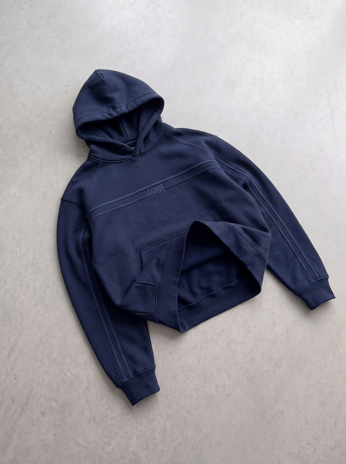 MIDNIGHT TRACE HOODIE